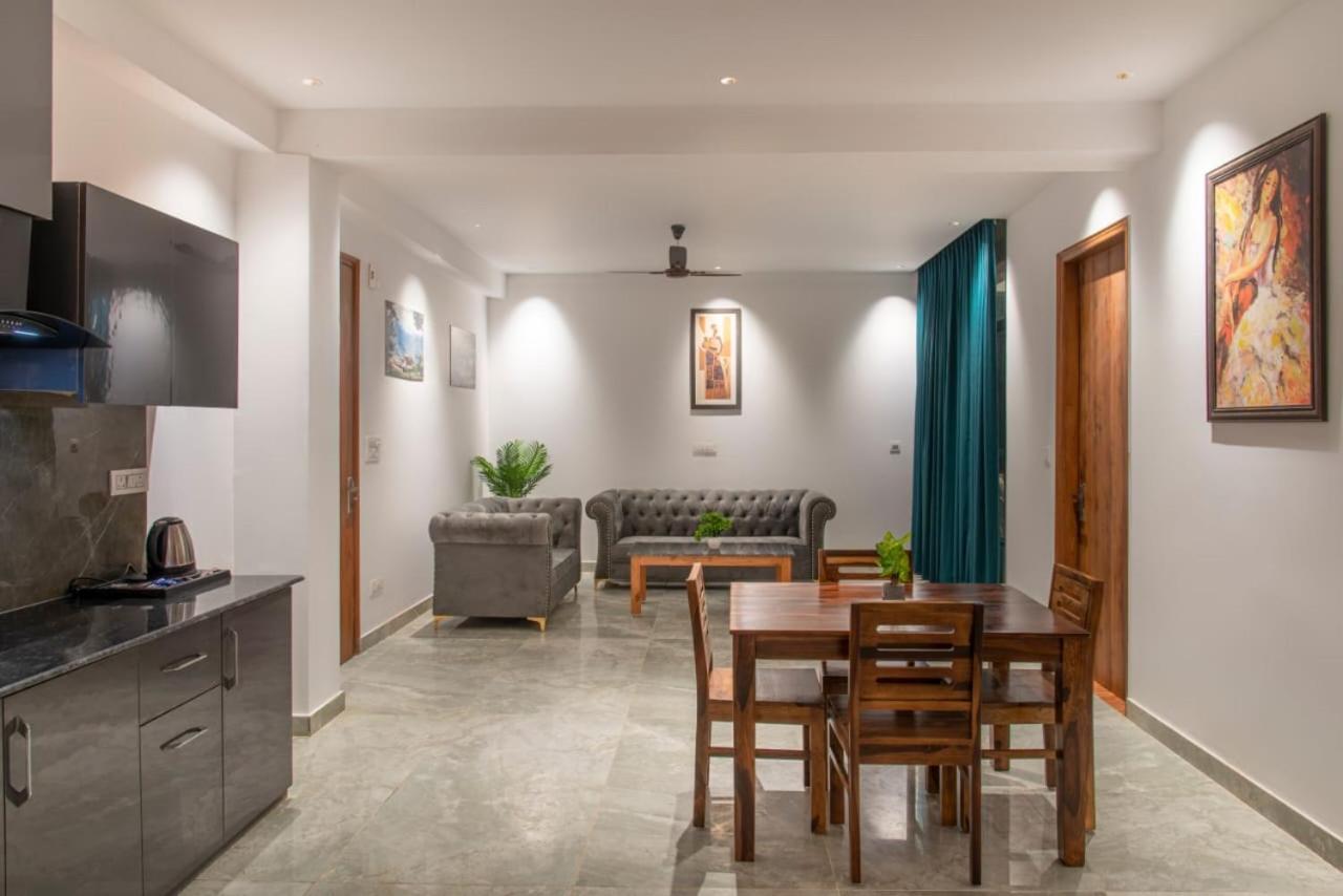 Hills Accomodation Kasauli Bagian luar foto